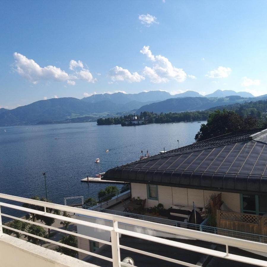 Fantastic Lake And Mountain View, First Row Lakeside Гмунден Екстер'єр фото